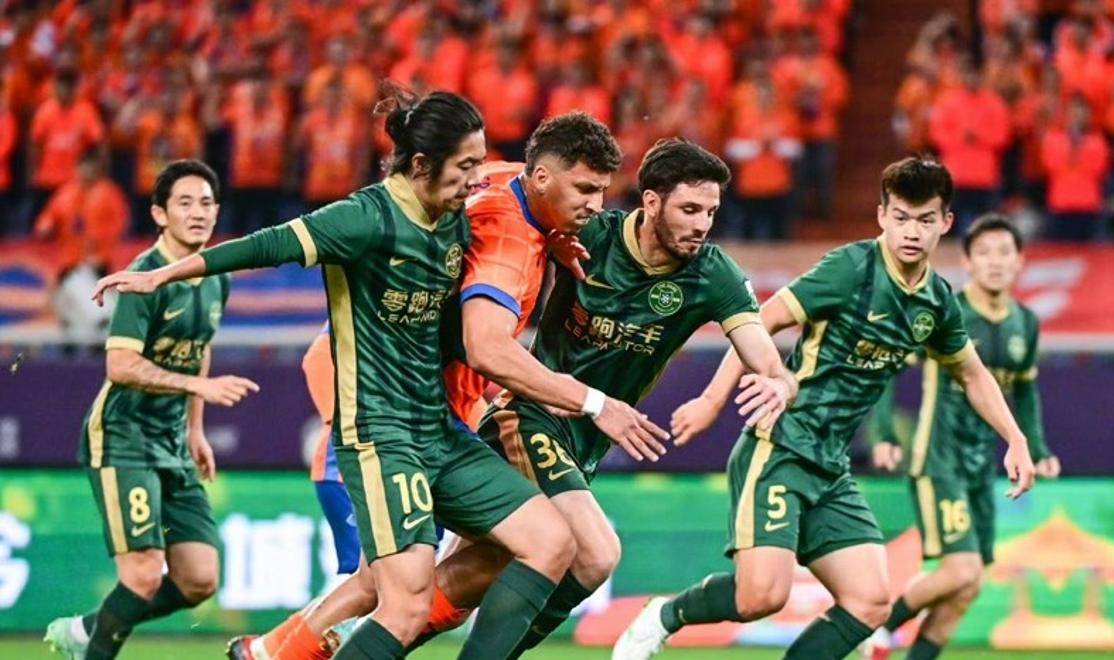 足球界热度再升级,球队备战状态火爆的简单介绍 足球界热度再升级,球队备战状态火爆的简单介绍