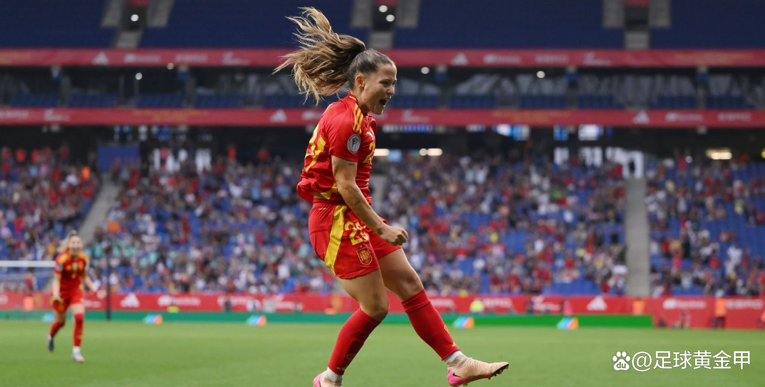 西班牙足球女队轻松取胜,晋级四强 西班牙足球女队轻松取胜,晋级四强