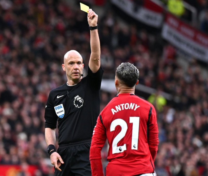 曼联战术失误频频,折损战术犹疑的简单介绍 曼联战术失误频频,折损战术犹疑的简单介绍