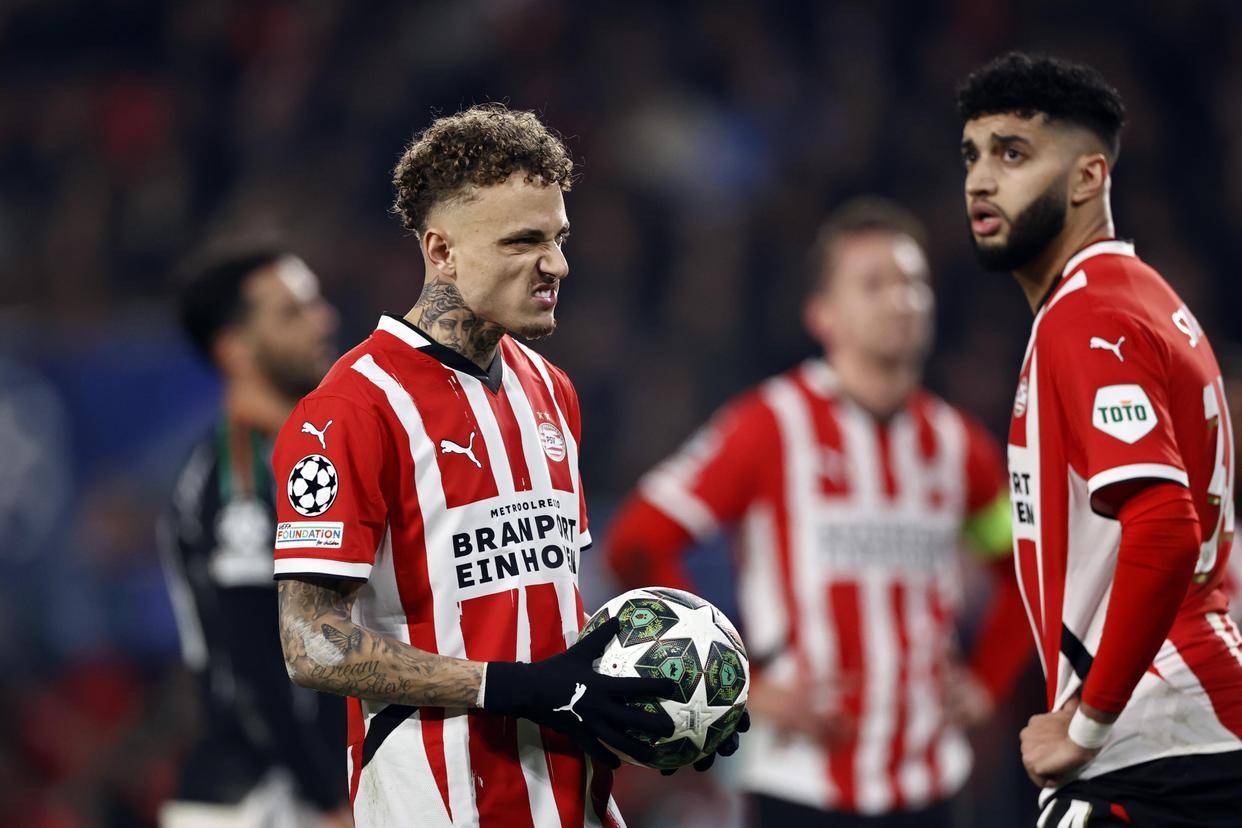 阿贾克斯客场大胜埃因霍温晋级荷甲领先