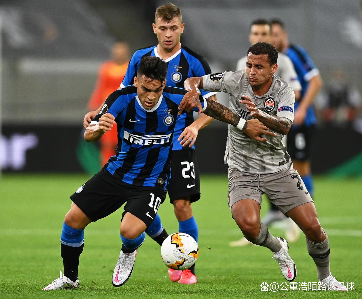 包含国米战术失误屡见不鲜，需及时调整的词条