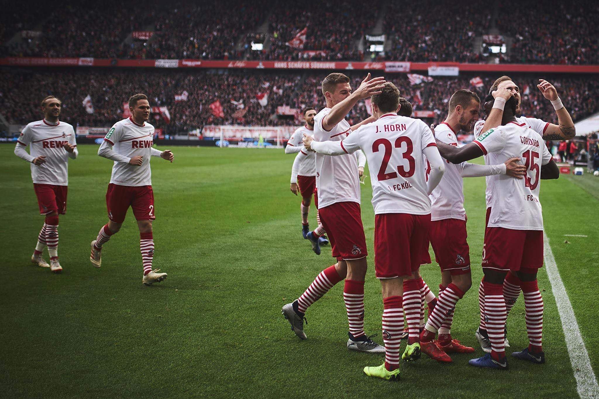 纽卡斯尔备战对阵佛罗伦萨的比赛