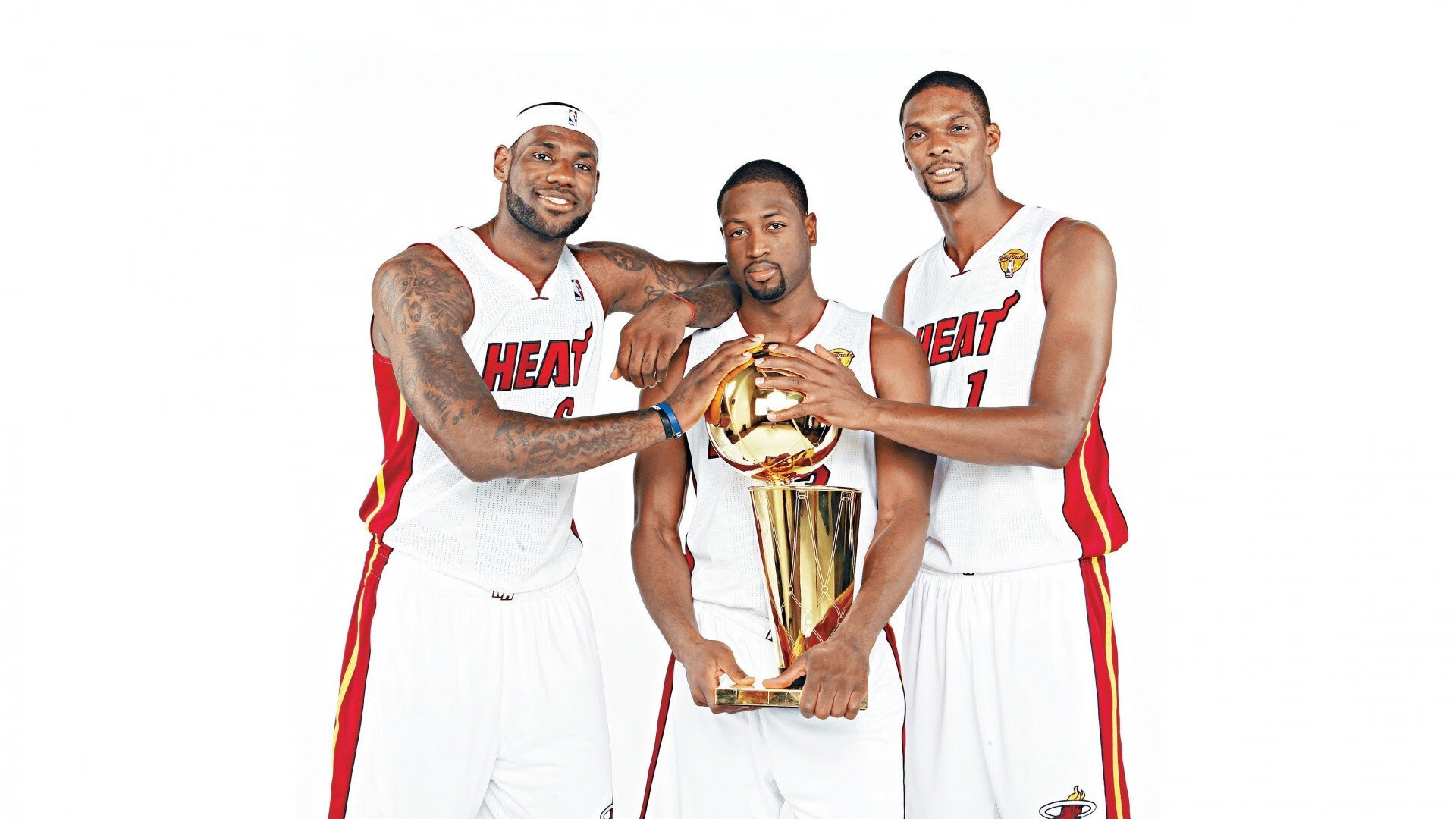 利拉德化身关键先生,湖人连续得分压制浙江队展现冠军底蕴