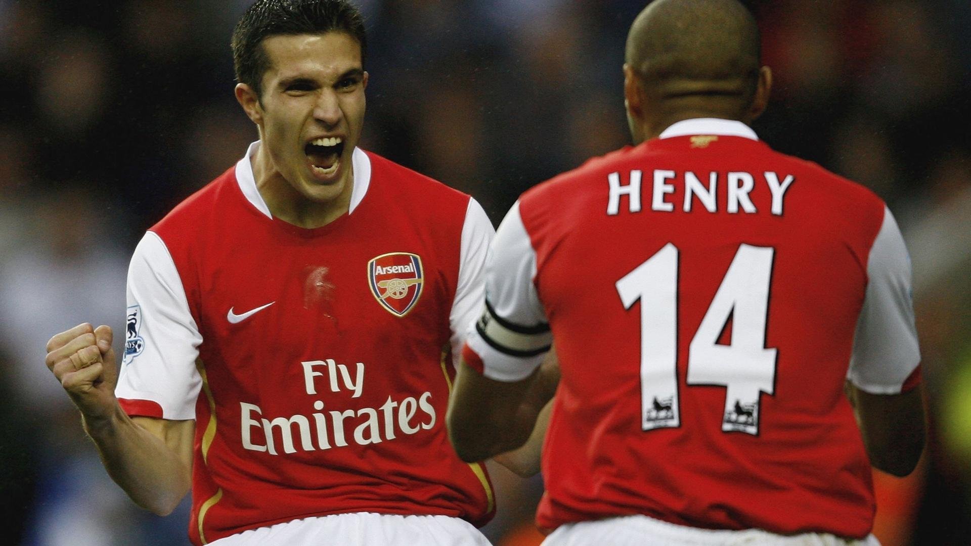 欧冠半决赛焦点战，魔术淘汰赛过关灰熊，黑马传奇与战术博弈的经典之夜