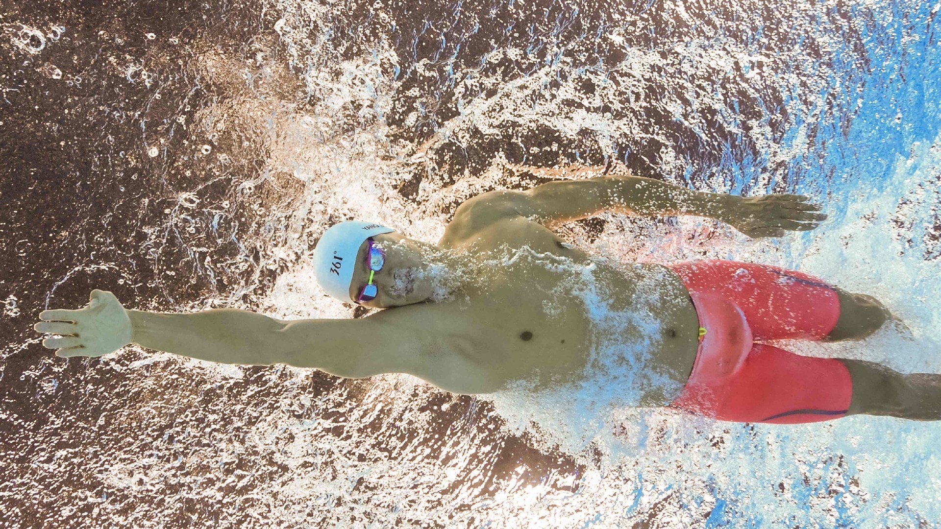 双线传奇，葡萄牙队碾压瑞典队，马龙惊艳四座—跨越领域的统治力